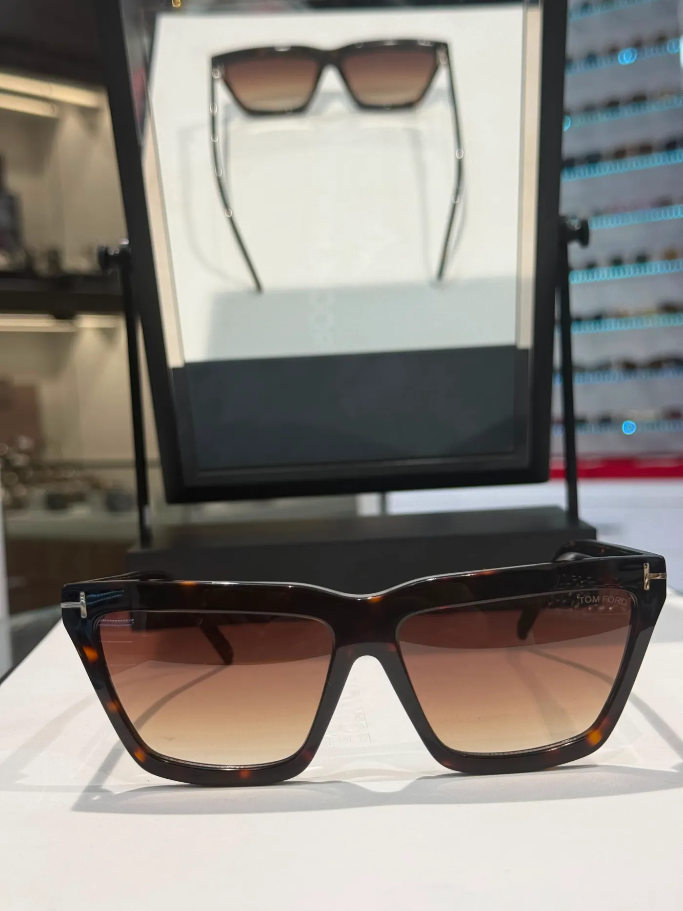 Tom Ford TF-42